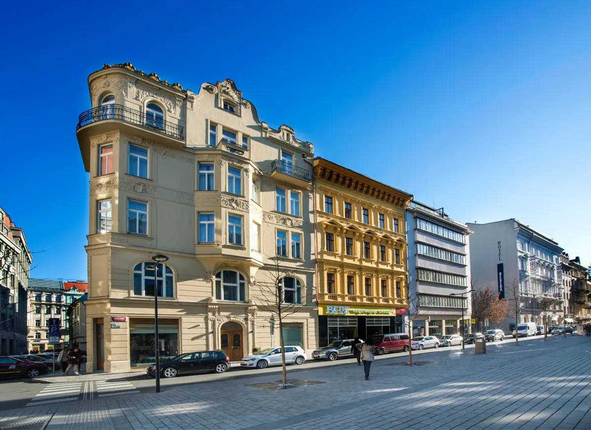 Hotel Golden Crown, Nové Město