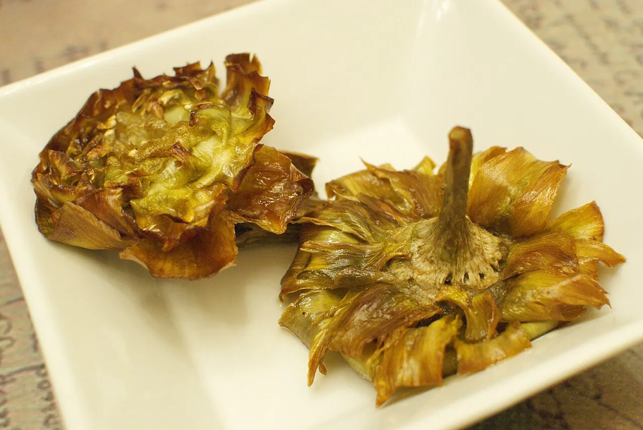 Fried whole artichokes, carciofi alla giudia